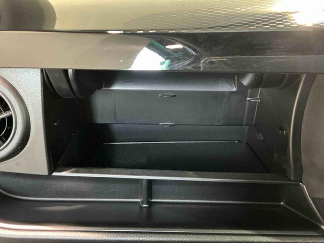 ヴィッツF セーフティーエディションIIIフォグランプ ドライブレコーダー 電動格納式ドアミラー オートライト CVT ナビゲーションシステム バックカメラ(栃木県)の中古車