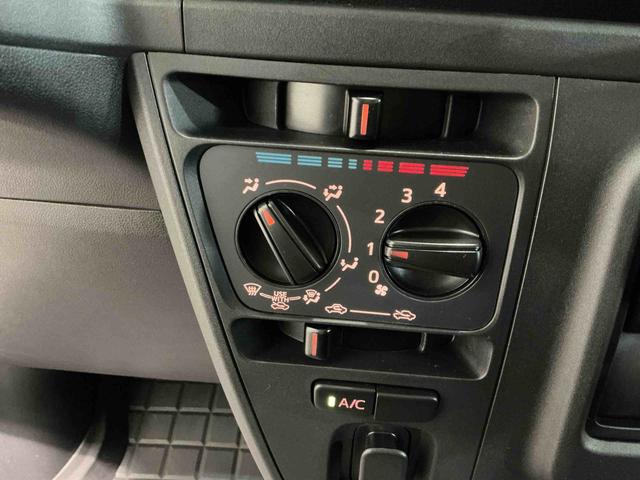 ハイゼットカーゴデッキバンＧ社外ナビゲーションシステム　バックカメラ　スマートアシスト　４ＷＤ切り替え　ＬＥＤヘッドライト　スマートアシスト　パワーウィンドウ　電動格納式ドアミラー（栃木県）の中古車