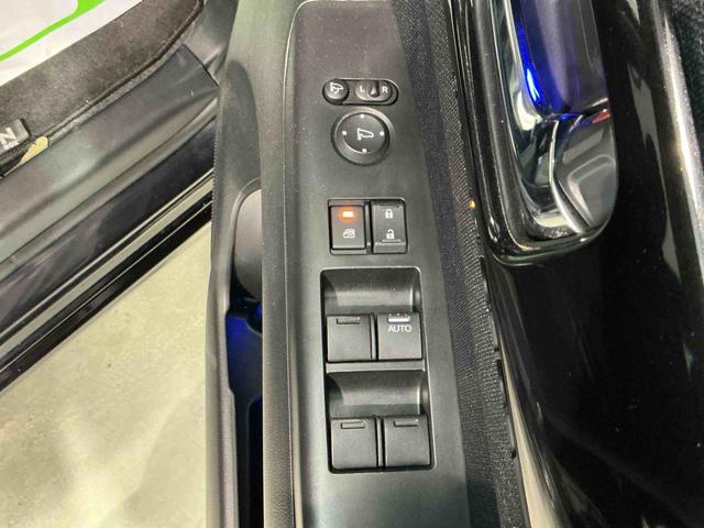 Ｎ−ＢＯＸカスタムＧ・Ｌパッケージキーフリーシステム　ナビゲーション　バックカメラ　アルミホイール　左側電動スライドドア　オートライト　フォグランプ（栃木県）の中古車