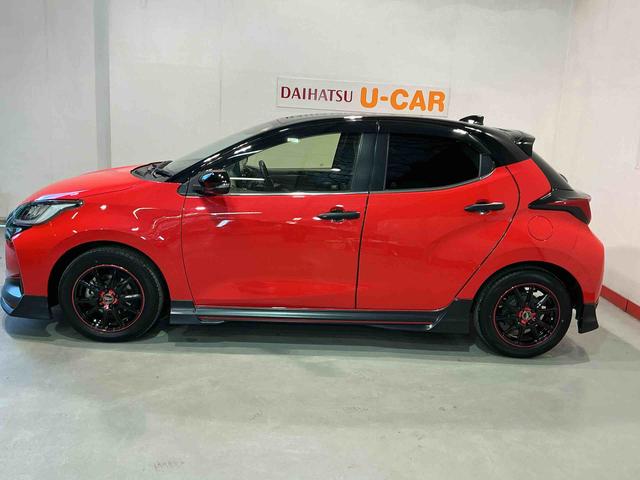 ヤリスハイブリッドＺナビゲーションシステム　バックカメラ　ＥＶモード切替　クルーズコントロール　　社外アルミホイール　ＬＥＤヘッドライト　キーフリーシステム（栃木県）の中古車