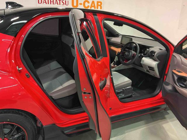 ヤリスハイブリッドＺナビゲーションシステム　バックカメラ　ＥＶモード切替　クルーズコントロール　　社外アルミホイール　ＬＥＤヘッドライト　キーフリーシステム（栃木県）の中古車