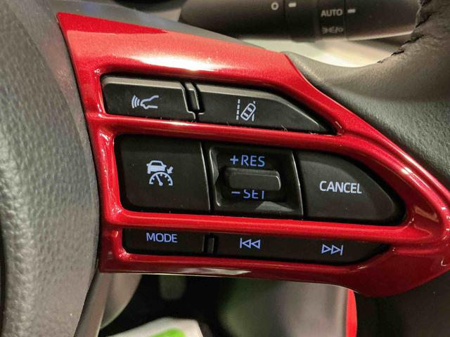 ヤリスハイブリッドＺナビゲーションシステム　バックカメラ　ＥＶモード切替　クルーズコントロール　　社外アルミホイール　ＬＥＤヘッドライト　キーフリーシステム（栃木県）の中古車