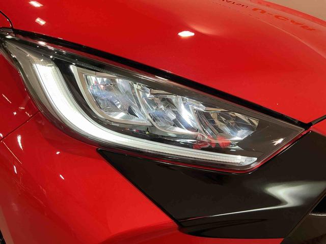 ヤリスハイブリッドＺナビゲーションシステム　バックカメラ　ＥＶモード切替　クルーズコントロール　　社外アルミホイール　ＬＥＤヘッドライト　キーフリーシステム（栃木県）の中古車