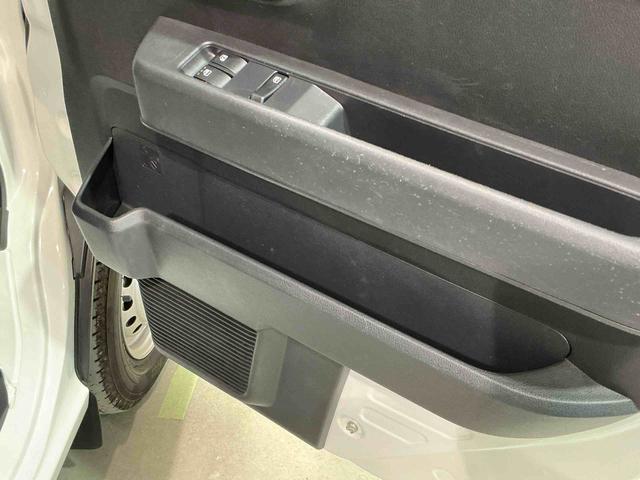 ハイゼットカーゴＤＸナビゲーションシステム　ドライブレコーダー　スマートアシスト　誤発進抑制機能　衝突被害軽減システム　パワーウィンドウ　オートライト　　ＶＳＣ（栃木県）の中古車