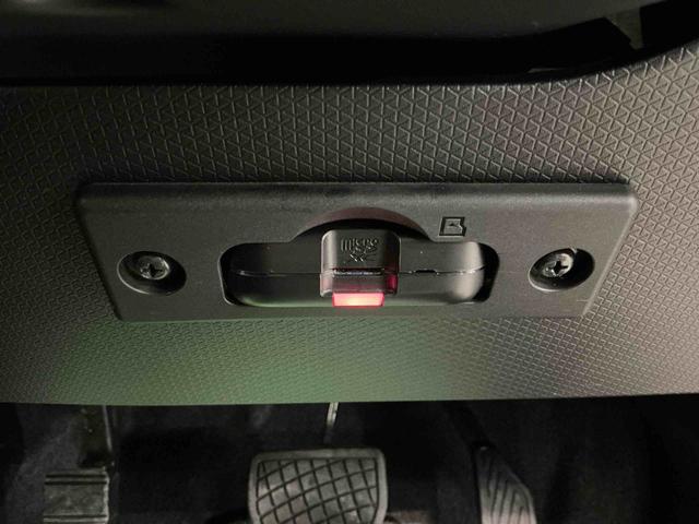 タントＸナビ　バックカメラ　キーフリーシステム　スマートアシスト　コーナーセンサー　左側電動スライドドア　ＬＥＤヘッドライト　オートエアコン　シートバックテーブル　運転席シートリフター（栃木県）の中古車