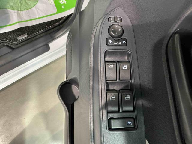 タントＸキーフリーシステム　スマートアシスト　コーナーセンサー　左側電動スライドドア　ＬＥＤヘッドライト　オートエアコン　シートバックテーブル　運転席シートリフター（栃木県）の中古車