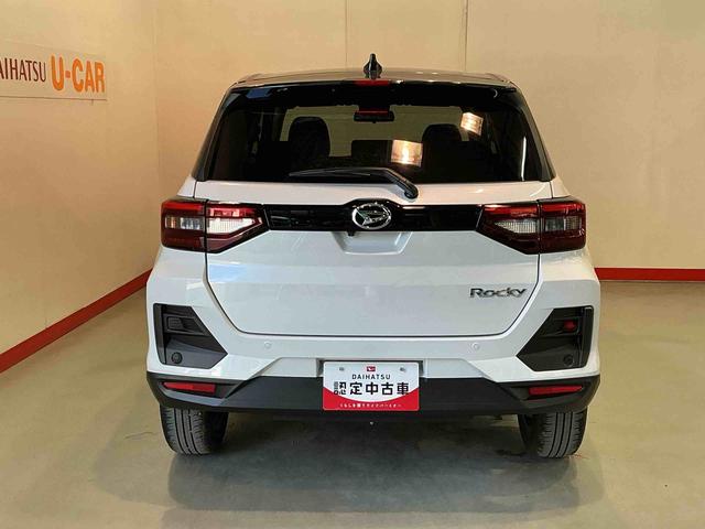 ロッキープレミアムＧナビゲーションシステム　バックカメラ　キーフリーシステム　アルミホイール　運転席・助手席シートヒーター　オートライト　オートハイビーム　クルーズコントロール機能　運転席・助手席シートヒーター（栃木県）の中古車