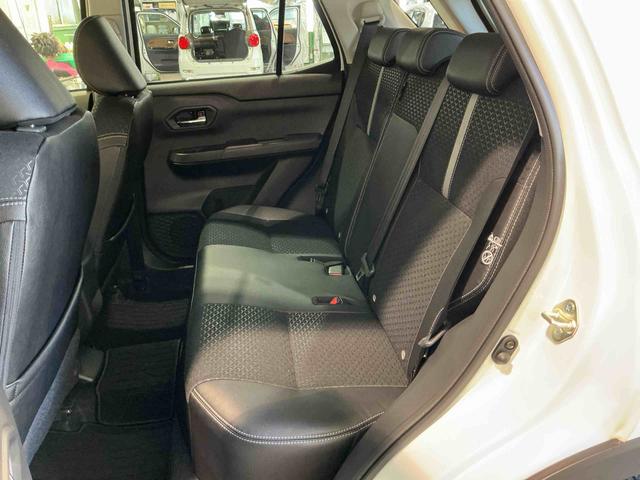 ロッキープレミアムＧナビゲーションシステム　バックカメラ　キーフリーシステム　アルミホイール　運転席・助手席シートヒーター　オートライト　オートハイビーム　クルーズコントロール機能　運転席・助手席シートヒーター（栃木県）の中古車