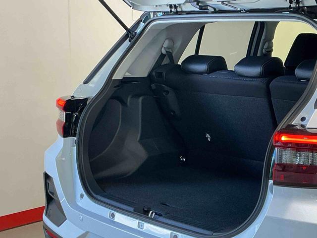 ロッキープレミアムＧナビゲーションシステム　バックカメラ　キーフリーシステム　アルミホイール　運転席・助手席シートヒーター　オートライト　オートハイビーム　クルーズコントロール機能　運転席・助手席シートヒーター（栃木県）の中古車