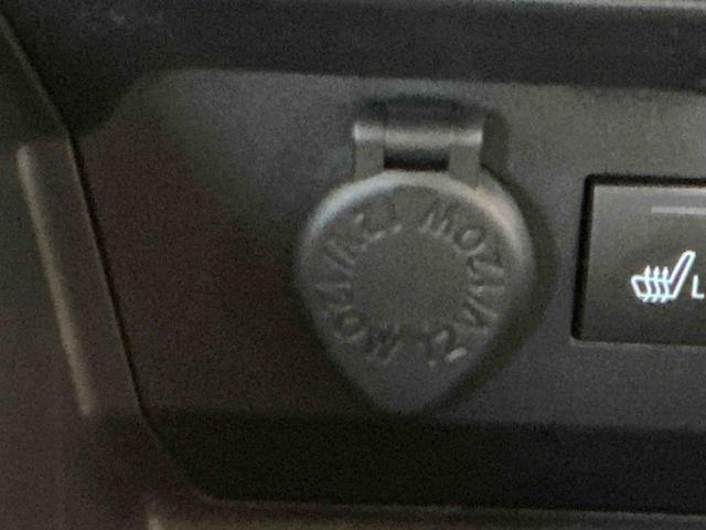 ロッキープレミアムＧナビゲーションシステム　バックカメラ　キーフリーシステム　アルミホイール　運転席・助手席シートヒーター　オートライト　オートハイビーム　クルーズコントロール機能　運転席・助手席シートヒーター（栃木県）の中古車