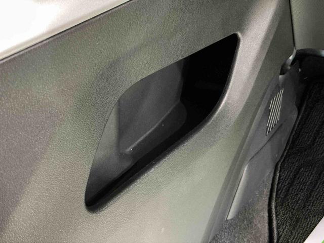 ロッキープレミアムＧナビゲーションシステム　バックカメラ　キーフリーシステム　アルミホイール　運転席・助手席シートヒーター　オートライト　オートハイビーム　クルーズコントロール機能　運転席・助手席シートヒーター（栃木県）の中古車