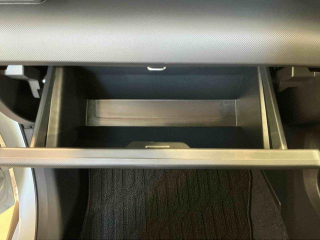 ロッキープレミアムＧナビゲーションシステム　バックカメラ　キーフリーシステム　アルミホイール　運転席・助手席シートヒーター　オートライト　オートハイビーム　クルーズコントロール機能　運転席・助手席シートヒーター（栃木県）の中古車