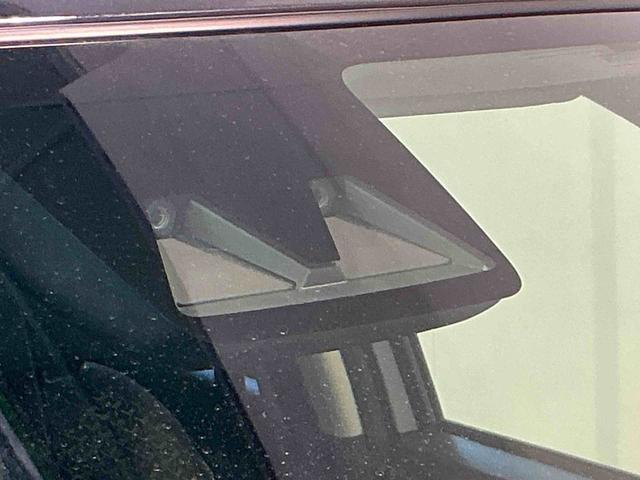 ロッキープレミアムＧナビゲーションシステム　バックカメラ　キーフリーシステム　アルミホイール　運転席・助手席シートヒーター　オートライト　オートハイビーム　クルーズコントロール機能　運転席・助手席シートヒーター（栃木県）の中古車