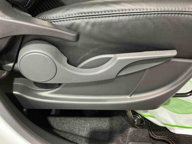 タントカスタムＸキーフリーシステム　ＬＥＤヘッドライト　ＬＥＤフォグランプ　両側電動スライドドア　スマートアシスト　コーナーセンサー　純正アルミホイール　オートライト　運転席助手席シートヒーター（栃木県）の中古車