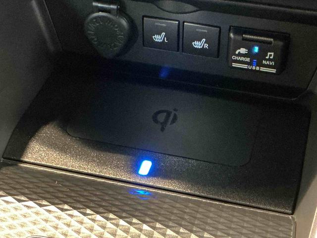 ロッキープレミアムナビ　パノラマモニター　キーフリーシステム　アルミホイール　運転席・助手席シートヒーター　オートライト　オートハイビーム　クルーズコントロール機能　運転席・助手席シートヒーター（栃木県）の中古車