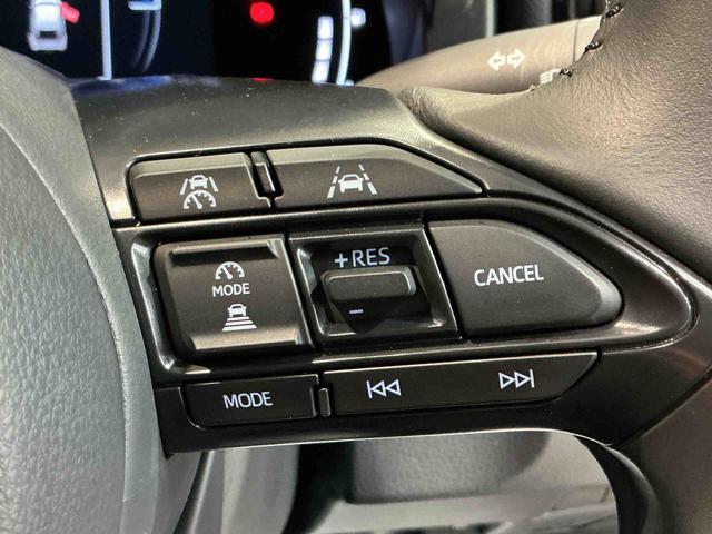 ヤリスクロスハイブリッドＧキーフリーシステム　パノラマモニター　ＬＥＤヘッドライト　ドライブレコーダー　クルーズコントロール　ディスプレイ付オーディオ　ＥＴＣ車載器　衝突被害軽減システム（栃木県）の中古車