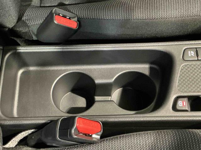 ヤリスクロスハイブリッドＧキーフリーシステム　パノラマモニター　ＬＥＤヘッドライト　ドライブレコーダー　クルーズコントロール　ディスプレイ付オーディオ　ＥＴＣ車載器　衝突被害軽減システム（栃木県）の中古車