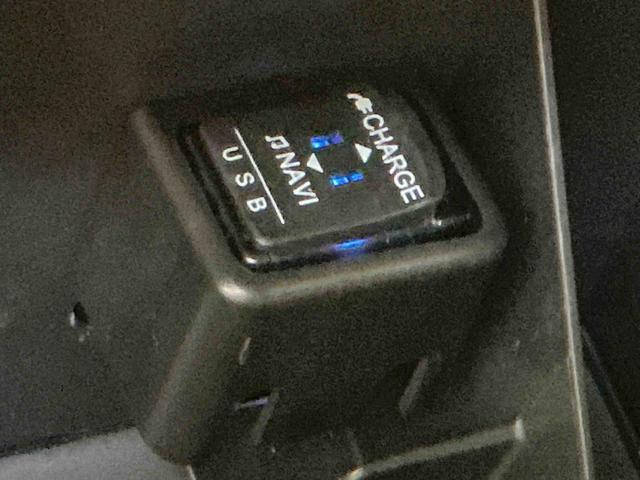 コペンローブナビゲーションシステム バックカメラ アイドリングストップ機能 MT車 純正アルミホイール フォグランプ オートライト 電動ミラー(栃木県)の中古車