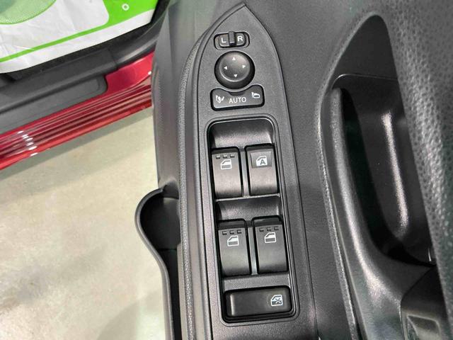 タントＸキーフリーシステム　スマートアシスト　コーナーセンサー　左側電動スライドドア　ＬＥＤヘッドライト　オートエアコン　シートバックテーブル　運転席シートリフター（栃木県）の中古車