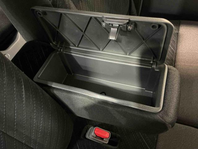 タントカスタムRS SA4WD フォグランプ キーフリーシステム ナビゲーションシステム バックカメラ 電動スライドドア機能 オートエアコン 純正アルミホイール(栃木県)の中古車