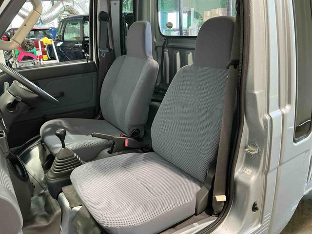ハイゼットトラックジャンボキーレスエントリー MT車 エアコン パワーウィンドウ CDラジオ テールゲートチェーン(栃木県)の中古車