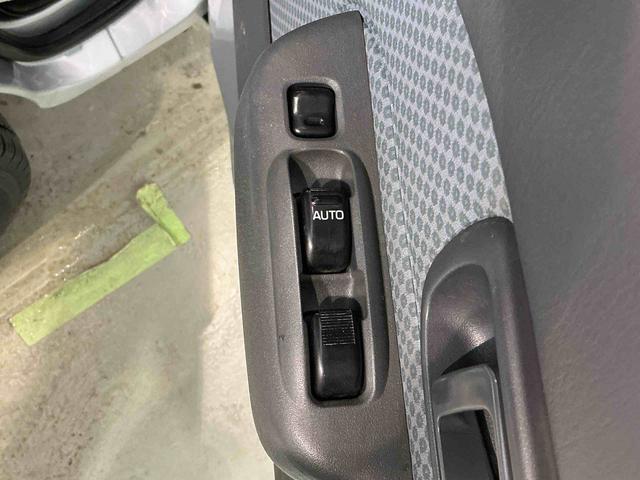 ハイゼットトラックジャンボキーレスエントリー MT車 エアコン パワーウィンドウ CDラジオ テールゲートチェーン(栃木県)の中古車