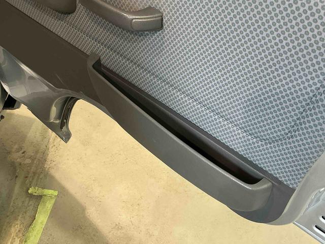 ハイゼットトラックジャンボキーレスエントリー MT車 エアコン パワーウィンドウ CDラジオ テールゲートチェーン(栃木県)の中古車