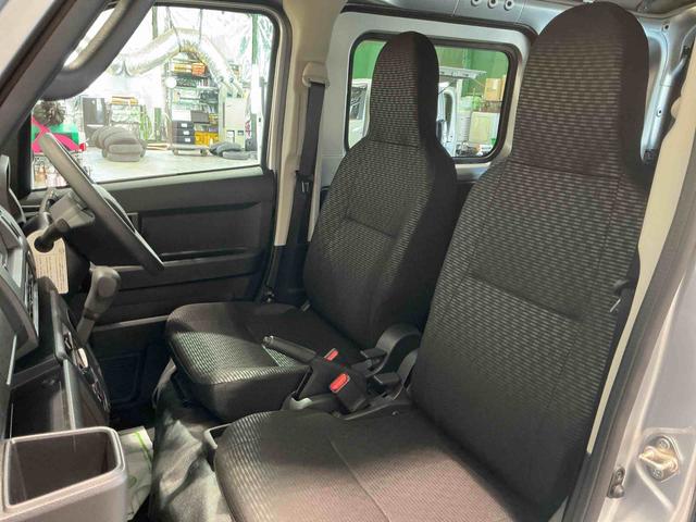 ハイゼットカーゴDXキーレスエントリー 4WD切り替え オートライト パワーウィンドウ ソナーセンサー 純正ラジオ 誤発進抑制機能 スマートアシスト 衝突被害軽減システム(栃木県)の中古車