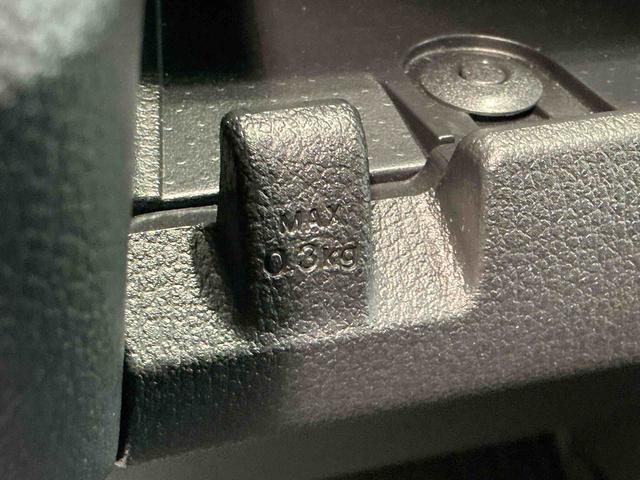 ハイゼットカーゴDXキーレスエントリー 4WD切り替え オートライト パワーウィンドウ ソナーセンサー 純正ラジオ 誤発進抑制機能 スマートアシスト 衝突被害軽減システム(栃木県)の中古車