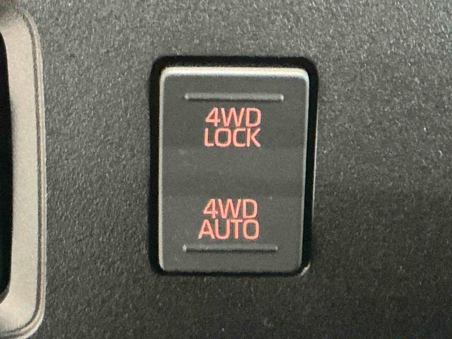 ハイゼットカーゴDXキーレスエントリー 4WD切り替え オートライト パワーウィンドウ ソナーセンサー 純正ラジオ 誤発進抑制機能 スマートアシスト 衝突被害軽減システム(栃木県)の中古車