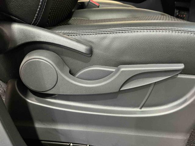 トールカスタムＧナビ　パノラマモニター　キーフリーシステム　純正アルミホイール　ＬＥＤヘッドライト　ＬＥＤフォグランプ　シートヒーター　両側電動スライドドア　クルーズコントロール機能　オートライト　オートハイビーム（栃木県）の中古車