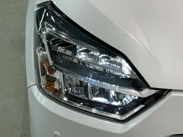 ミライースX SAIIIキーレスエントリーシステム LEDヘッドライト マニュアルエアコン スマートアシスト コーナーセンサー オートライト 電動格納式ドアミラー(栃木県)の中古車