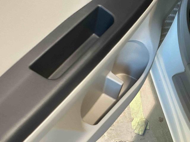 パッソＸ　ＬパッケージＳキーフリーシステム　ナビゲーション　バックカメラ　衝突被害軽減システム　ドライブレコーダー　ＥＴＣ車載器　ソナーセンサー　オートライト（栃木県）の中古車