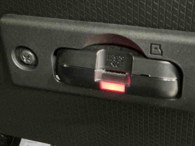 タントカスタムＸナビ　バックカメラ　ＥＴＣ　ドライブレコーダー　キーフリーシステム　スマートアシスト　コーナーセンサー　左側電動スライドドア　ＬＥＤヘッドライト　オートエアコン　シートバックテーブル（栃木県）の中古車