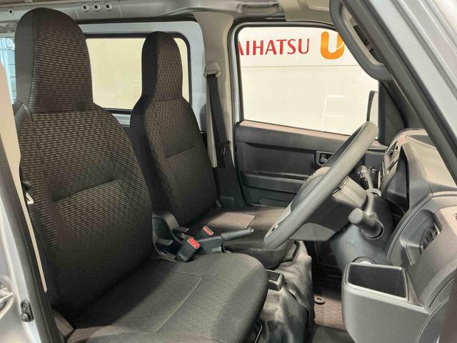 ハイゼットカーゴＤＸキーレスエントリー　スマートアシスト　スライドドアー　純正ラジオ　オートライト　誤発進抑制機能　衝突被害軽減システム（栃木県）の中古車
