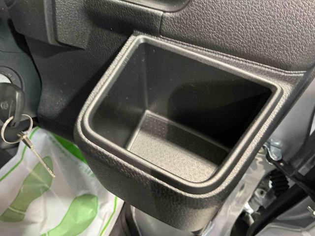 ハイゼットカーゴＤＸキーレスエントリー　スマートアシスト　スライドドアー　純正ラジオ　オートライト　誤発進抑制機能　衝突被害軽減システム（栃木県）の中古車