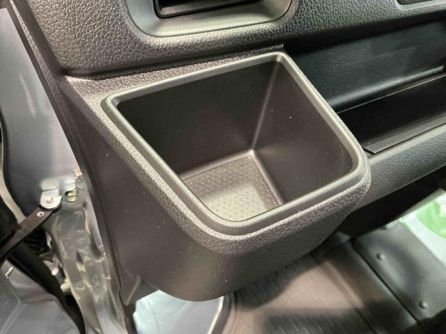 ハイゼットカーゴＤＸキーレスエントリー　スマートアシスト　スライドドアー　純正ラジオ　オートライト　誤発進抑制機能　衝突被害軽減システム（栃木県）の中古車