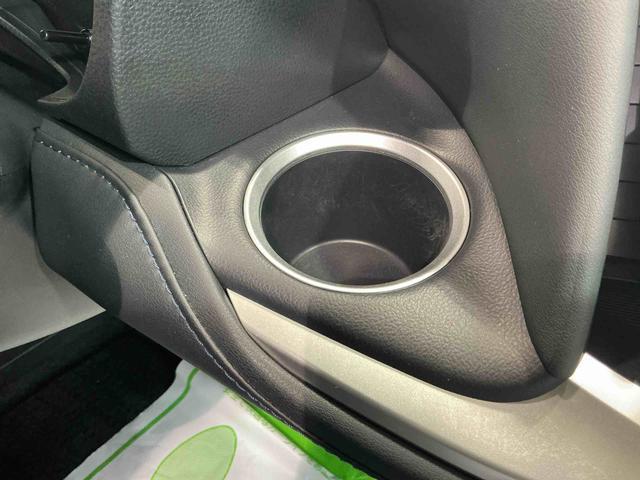 ヴォクシーＳ−Ｚ全周囲モニター　ＬＥＤヘッドライト　両側電動スライドドア　クルーズコントロール機能　シートヒーター　後席モニター　ＥＴＣ車載器　衝突被害軽減システム（栃木県）の中古車