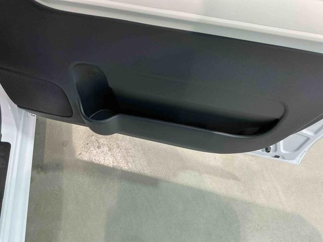 ムーヴキャンバスストライプスＧナビ　バックカメラ　キーフリーシステム　純正アルミホイール　ＬＥＤヘッドライト　ＬＥＤフォグランプ　運転席・助手席シートヒーター　オートエアコン　オートライト　オートハイビーム（栃木県）の中古車