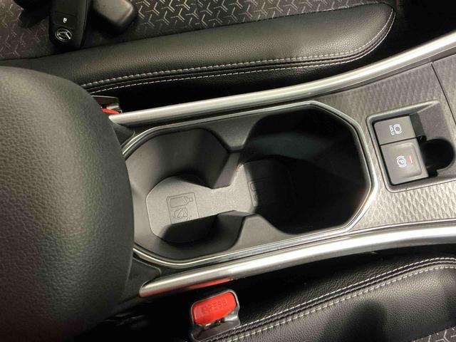 ロッキープレミアムＧディスプレイオーディオ　パノラマモニター　キーフリーシステム　アルミホイール　運転席・助手席シートヒーター　オートライト　オートハイビーム　クルーズコントロール機能　運転席・助手席シートヒーター（栃木県）の中古車