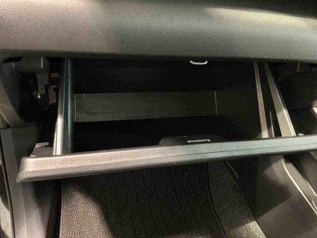 ロッキープレミアムＧディスプレイオーディオ　パノラマモニター　キーフリーシステム　アルミホイール　運転席・助手席シートヒーター　オートライト　オートハイビーム　クルーズコントロール機能　運転席・助手席シートヒーター（栃木県）の中古車