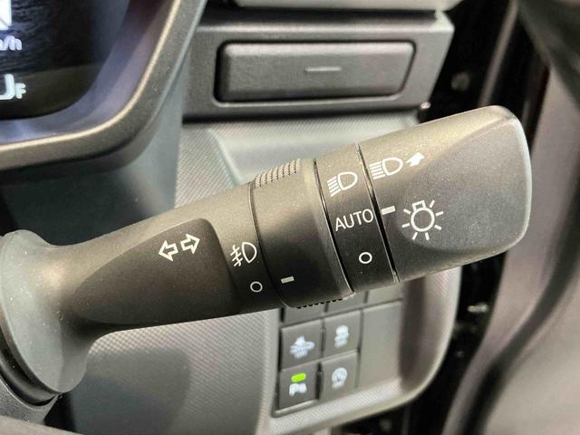 ロッキープレミアムＧディスプレイオーディオ　パノラマモニター　キーフリーシステム　アルミホイール　運転席・助手席シートヒーター　オートライト　オートハイビーム　クルーズコントロール機能　運転席・助手席シートヒーター（栃木県）の中古車