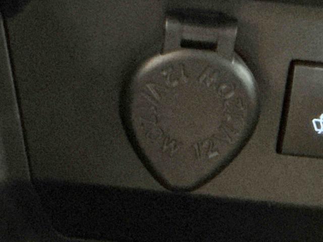 ロッキープレミアムＧディスプレイオーディオ　パノラマモニター　キーフリーシステム　アルミホイール　運転席・助手席シートヒーター　オートライト　オートハイビーム　クルーズコントロール機能　運転席・助手席シートヒーター（栃木県）の中古車