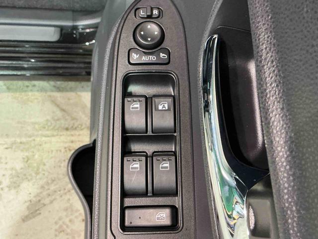 タントカスタムＸキーフリーシステム　ＬＥＤヘッドライト　ＬＥＤフォグランプ　両側電動スライドドア　スマートアシスト　コーナーセンサー　純正アルミホイール　オートライト　運転席助手席シートヒーター　雹害価格（栃木県）の中古車