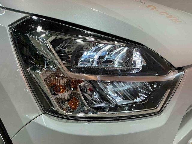 ミライースX SAIIIキーレスエントリーシステム LEDヘッドライト マニュアルエアコン スマートアシスト コーナーセンサー オートライト 電動格納式ドアミラー(栃木県)の中古車