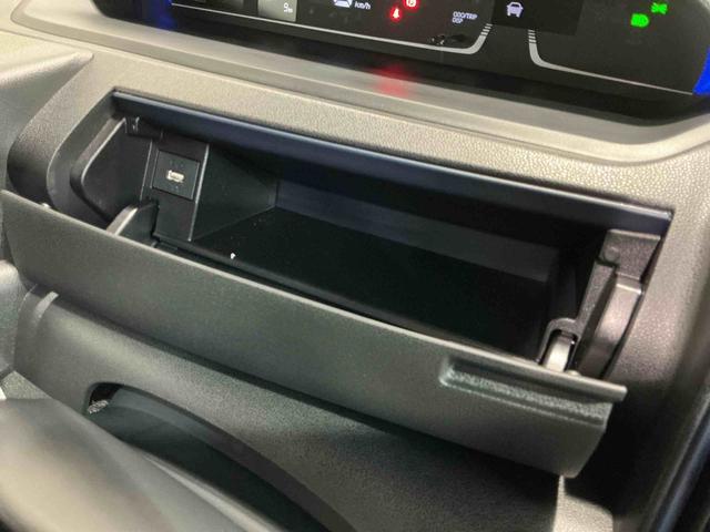 タントカスタムXリミテッドキーフリーシステム LEDヘッドライト LEDフォグランプ 両側電動スライドドア スマートアシスト コーナーセンサー 純正アルミホイール オートライト 運転席助手席シートヒーター(栃木県)の中古車