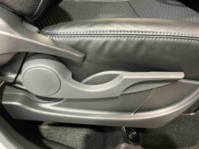 タントカスタムＲＳナビ　バックカメラ　キーフリーシステム　ＬＥＤヘッドライト　ＬＥＤフォグランプ　両側電動スライドドア　スマートアシスト　コーナーセンサー　純正アルミホイール　オートライト　運転席助手席シートヒーター（栃木県）の中古車