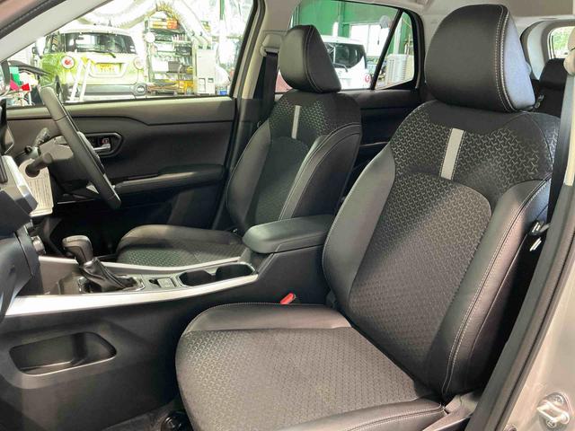 ロッキープレミアムＧ　ＨＥＶナビ　バックカメラ　キーフリーシステム　アルミホイール　運転席・助手席シートヒーター　オートライト　オートハイビーム　クルーズコントロール機能　運転席・助手席シートヒーター（栃木県）の中古車