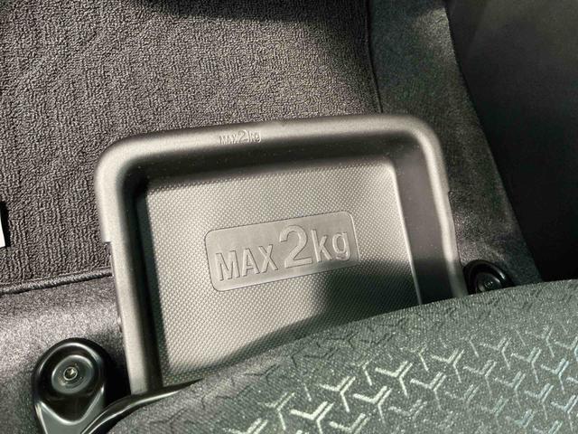 ロッキープレミアムＧ　ＨＥＶナビ　バックカメラ　キーフリーシステム　アルミホイール　運転席・助手席シートヒーター　オートライト　オートハイビーム　クルーズコントロール機能　運転席・助手席シートヒーター（栃木県）の中古車