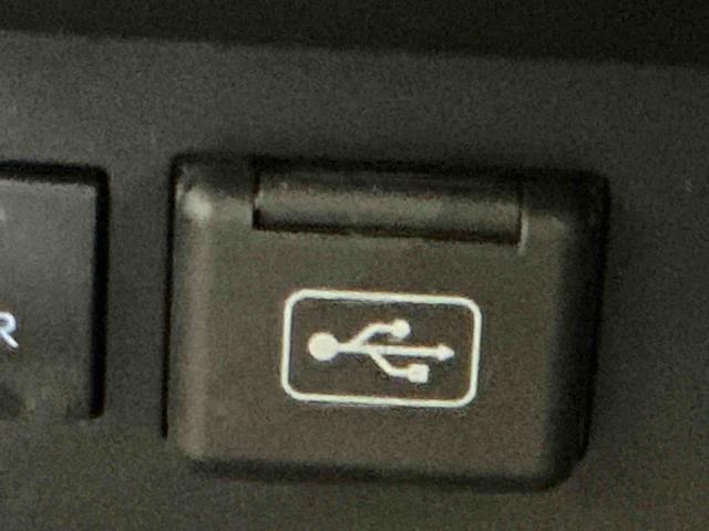 ロッキープレミアムＧ　ＨＥＶナビ　バックカメラ　キーフリーシステム　アルミホイール　運転席・助手席シートヒーター　オートライト　オートハイビーム　クルーズコントロール機能　運転席・助手席シートヒーター（栃木県）の中古車